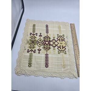 VINTAGE Hand Embroidered Table Mat Square Table Doily Crochet Edging